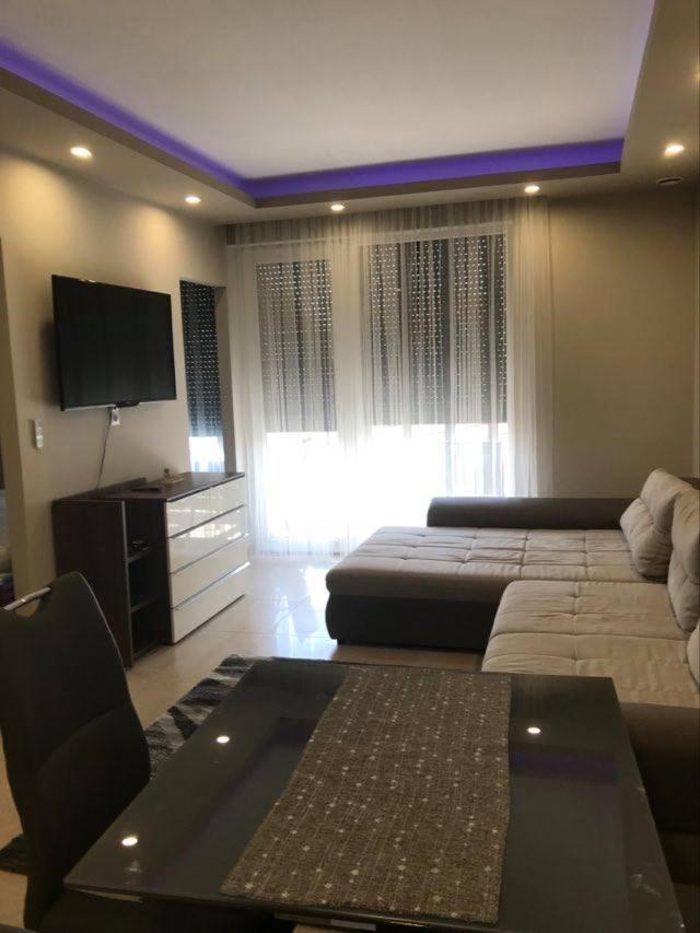 Oasis Residence Hajdúszoboszló Buitenkant foto